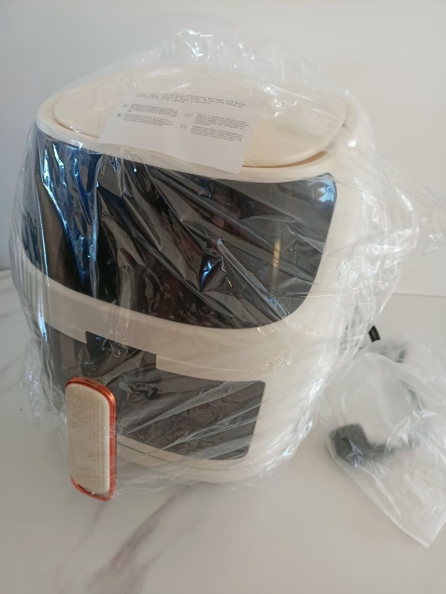 Frytkownica powietrzna Air Fryer pojemność 6 litrów