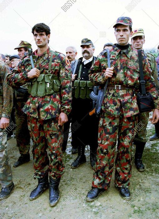 Casaco militar camuflado TAZ83 Alpenflage Exército Suíço M83