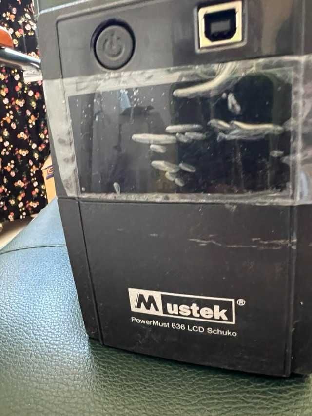 ИБП Mustek PowerMust 636 LCD