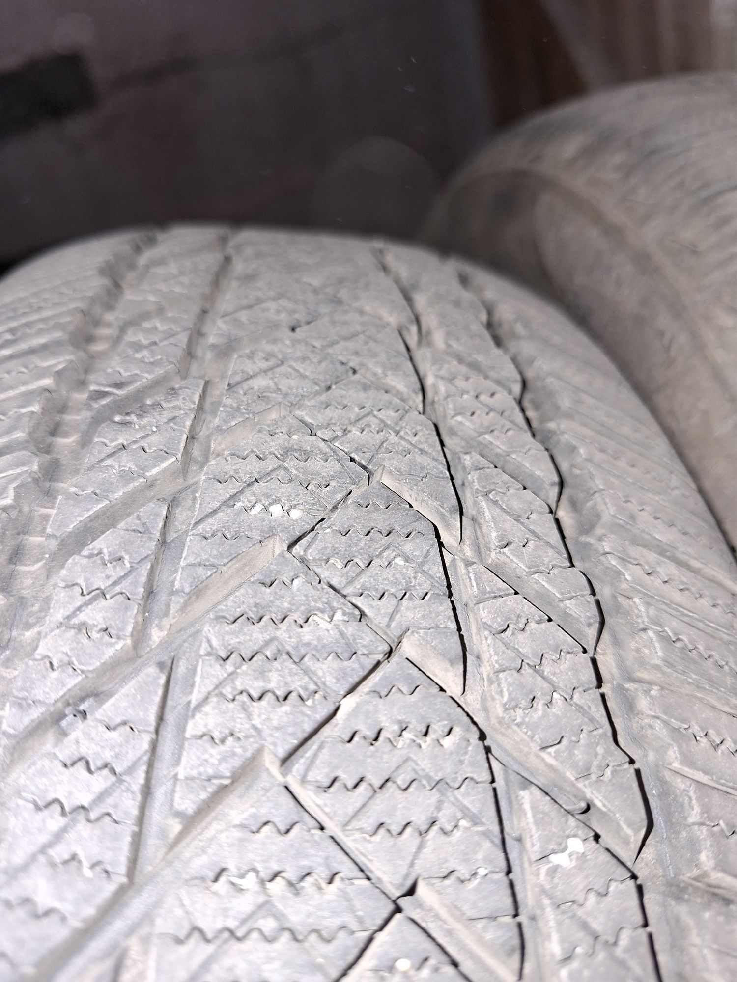 Opony letnie i zimowe 185/60 R14