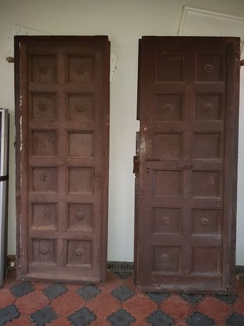 Drzwi drewniane  wejsciowe dwuskrzydłowe zabytkowe przedwojenne