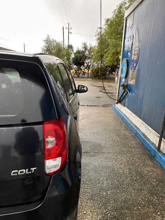 Mitsubishi colt 1.1 2009