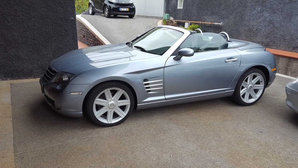 Chrysler crossfire