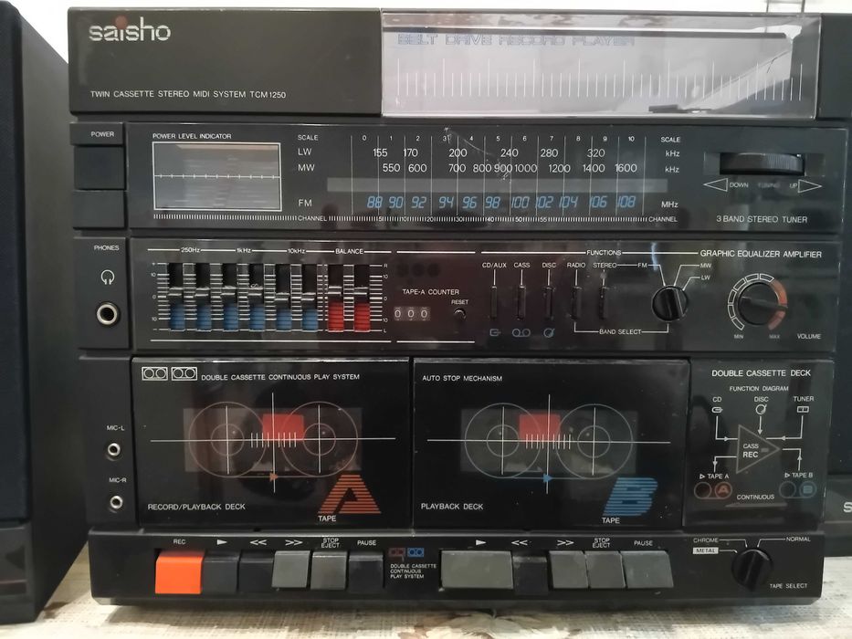 Kompaktowa wieża Saisho z lat 90', radio, gramofon, głośniki