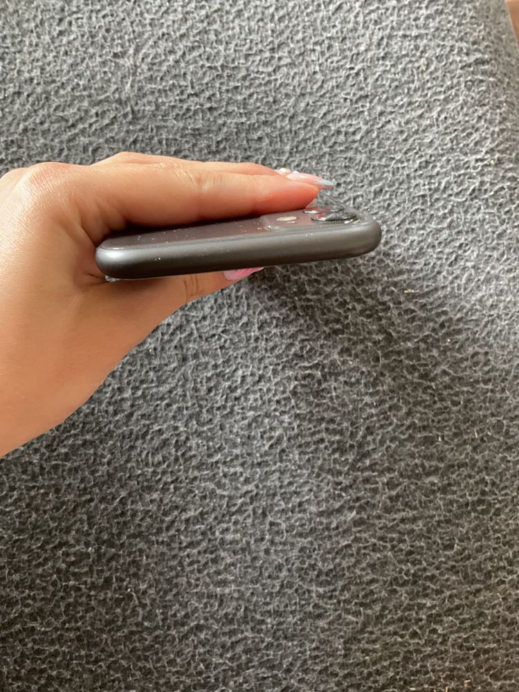 Iphone 11 stan dobry