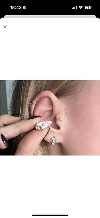 Кафи на вухо. Сережки без проколів.