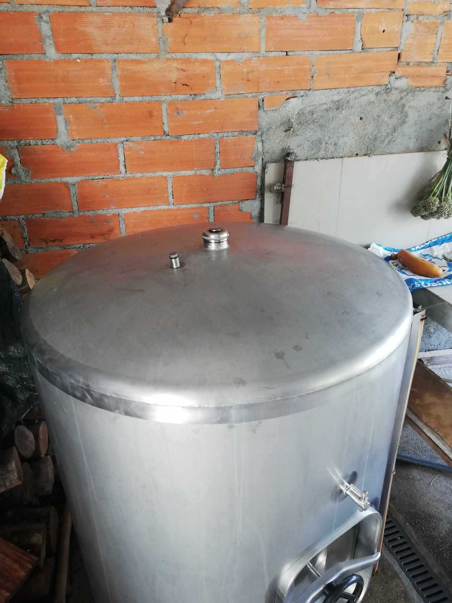 Vendo Cuba de Inox 800 litros