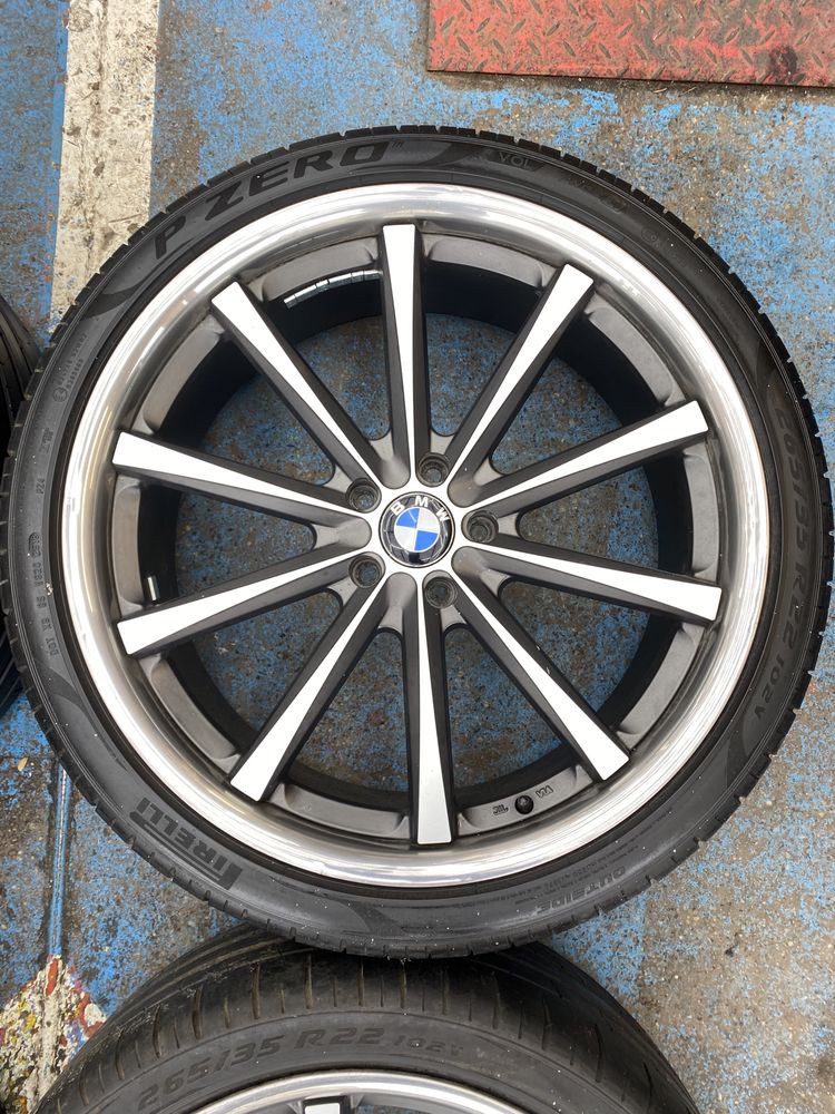 Alufelgi 5x120 22” Bmw z ładnymi oponami