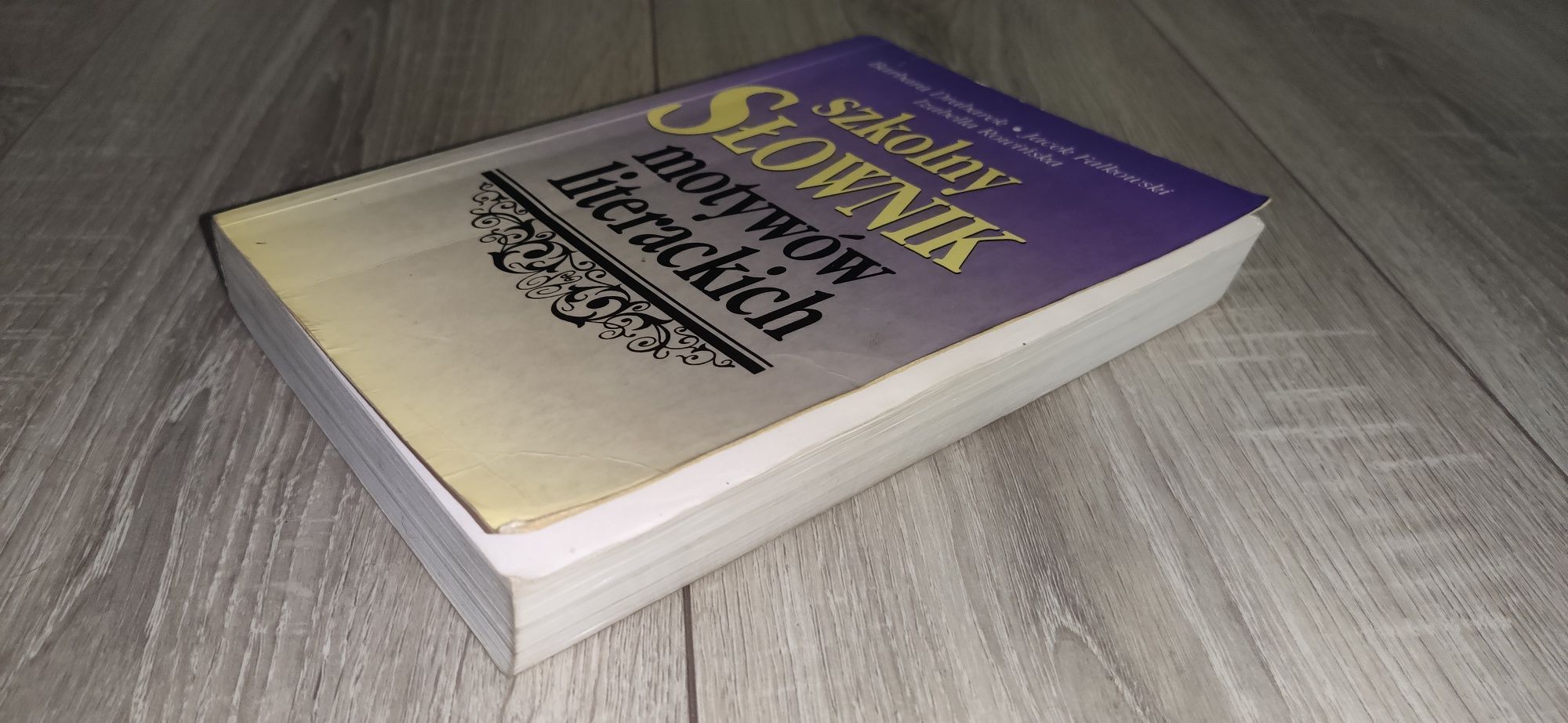 Szkolny słownik motywów literackich B.Drabarek i inni