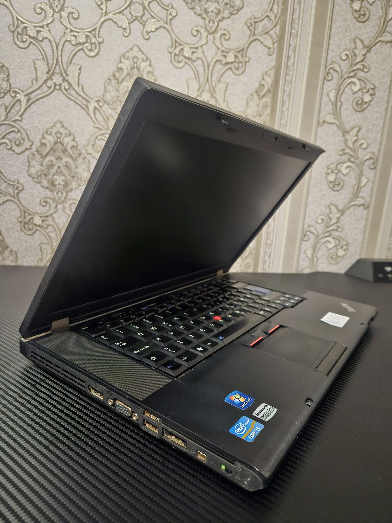 Lenovo T520i | intel core i3 2310M | 4gb ram | 250gb