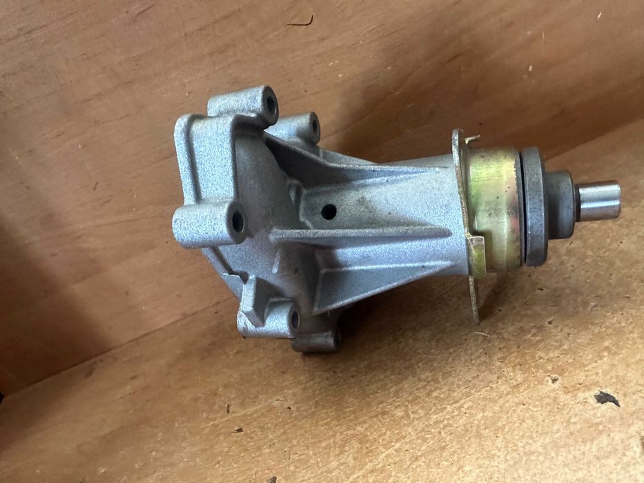 Насос водяной НОВЫЙ