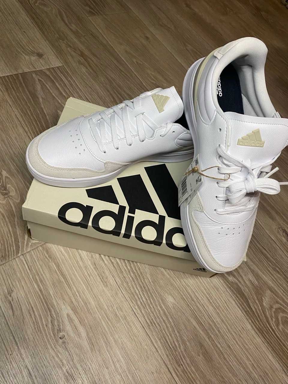 Чоловічі кросівки Adidas Kantana 44 розмір