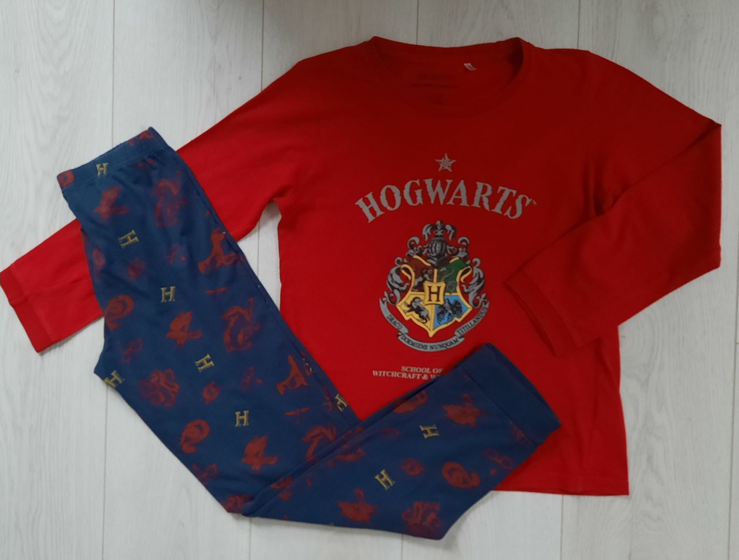 Piżama Harry Potter Hogwarts jak nowa r.140/146
