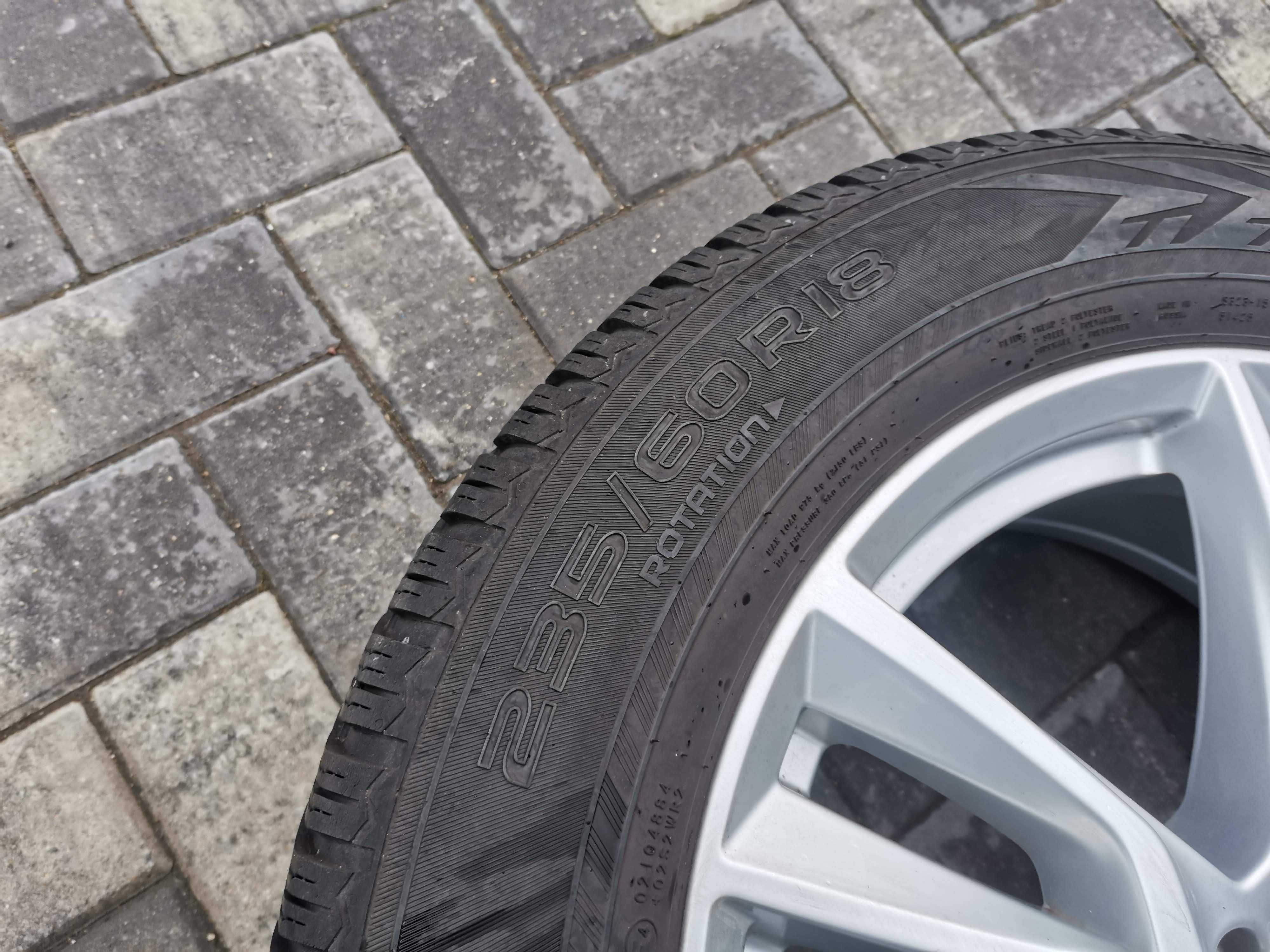 2 Opony zimowe Nokian WR SUV 4 235/60 R18 107V