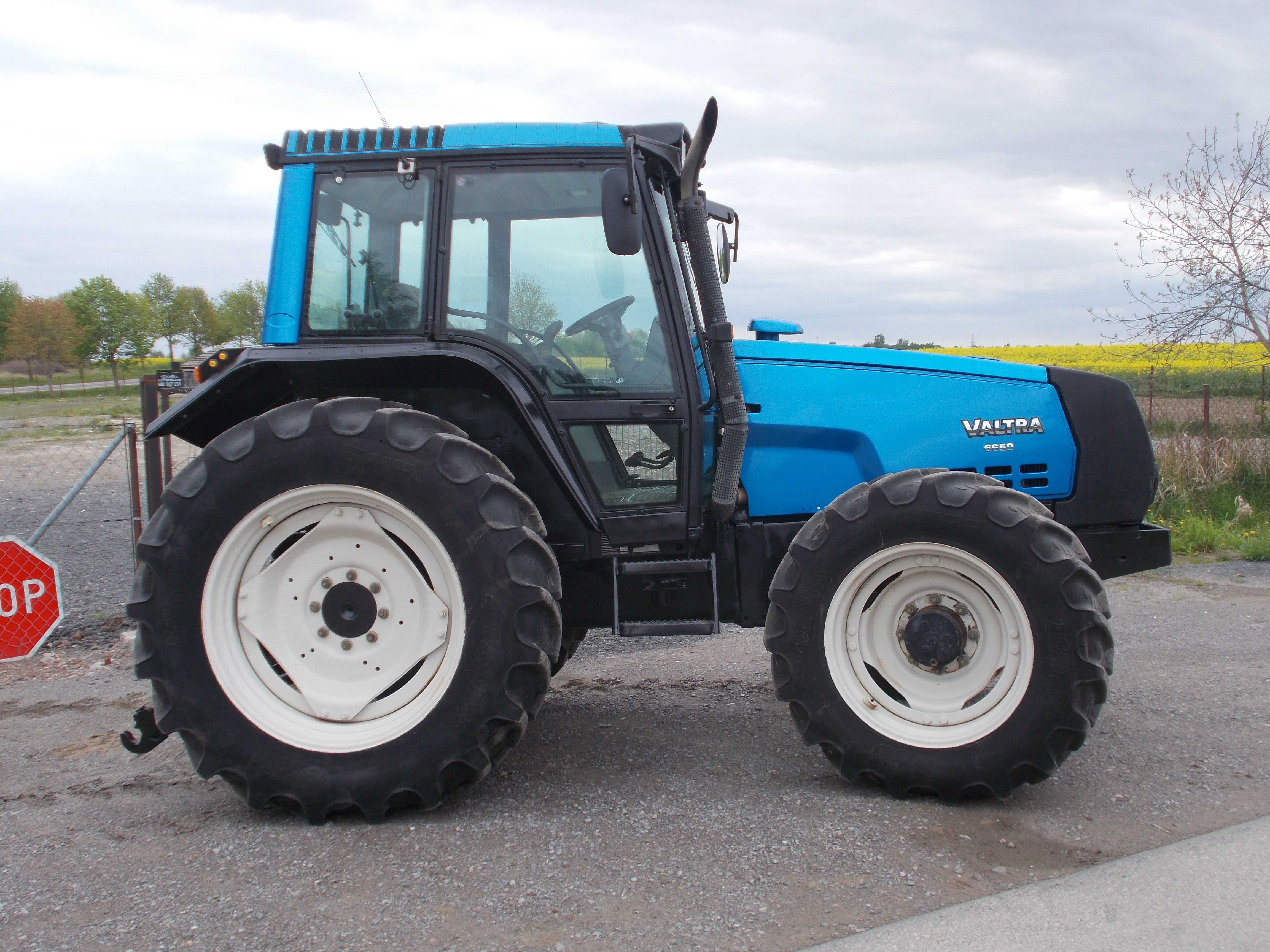 Valtra  6650, 6750