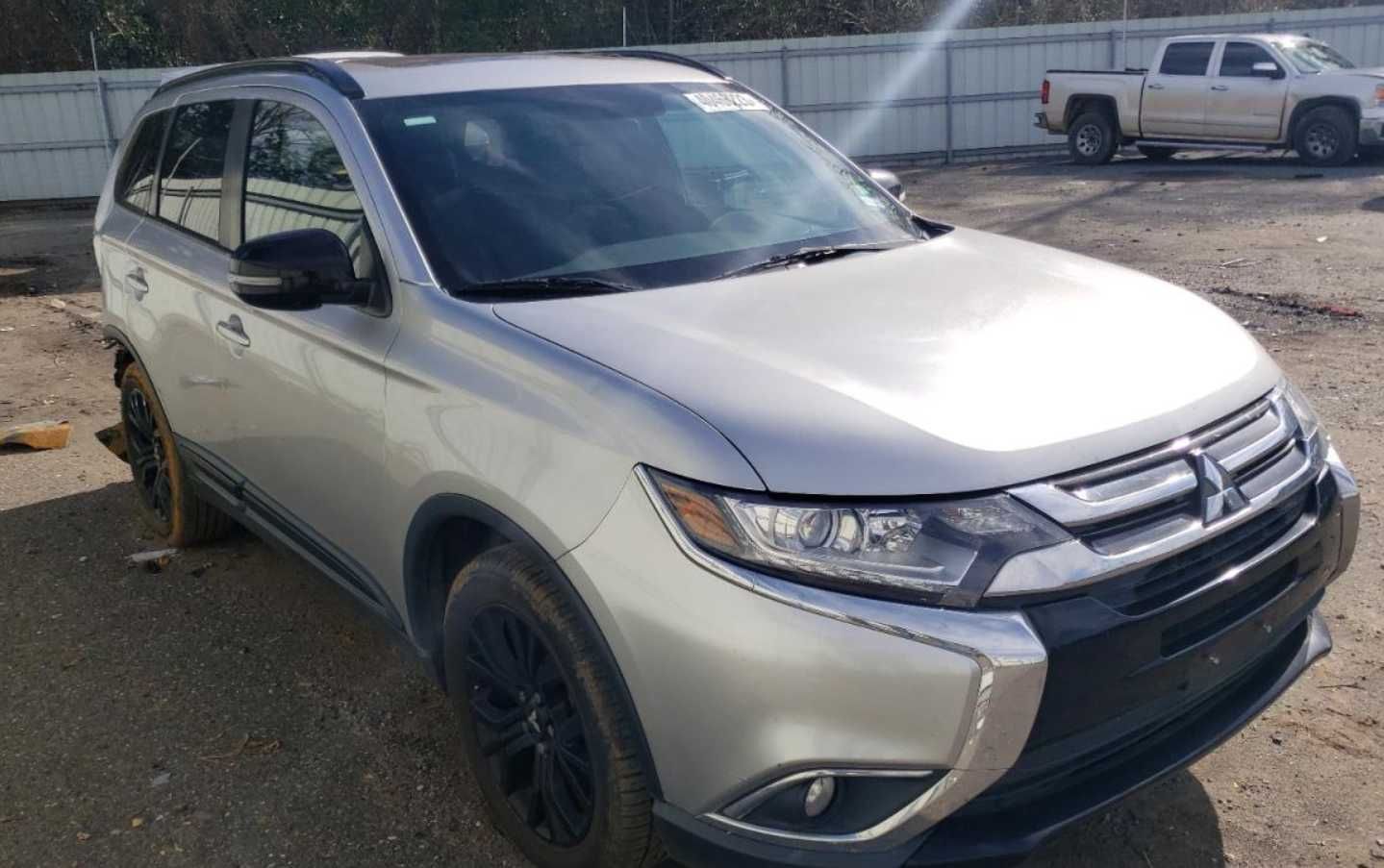 Mitsubishi Outlander 3 Аутлендер 3 Разборка  Бампер в зборі з Решіткою