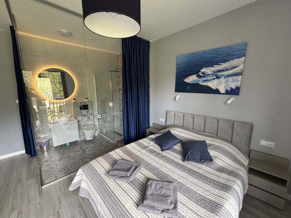 Apartament nad jeziorem z balią, balia, domek