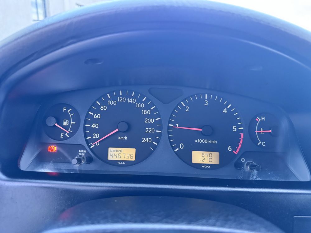 TOYOTA AVENSIS 1.9 td de 1999 Nacional otimo estado geral