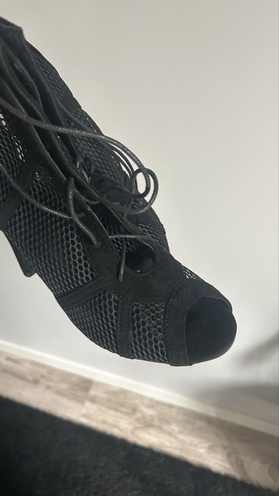 Nowe szpilki do tańca high heels rozmiar 38