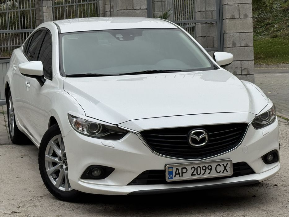 Продам официальную Mazda 6 2.5 2014 года куплена в Украине