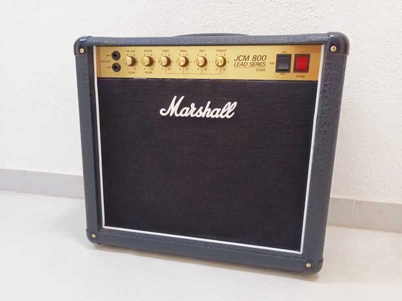 Amplificador a válvulas Marshall Studio Classic JCM800