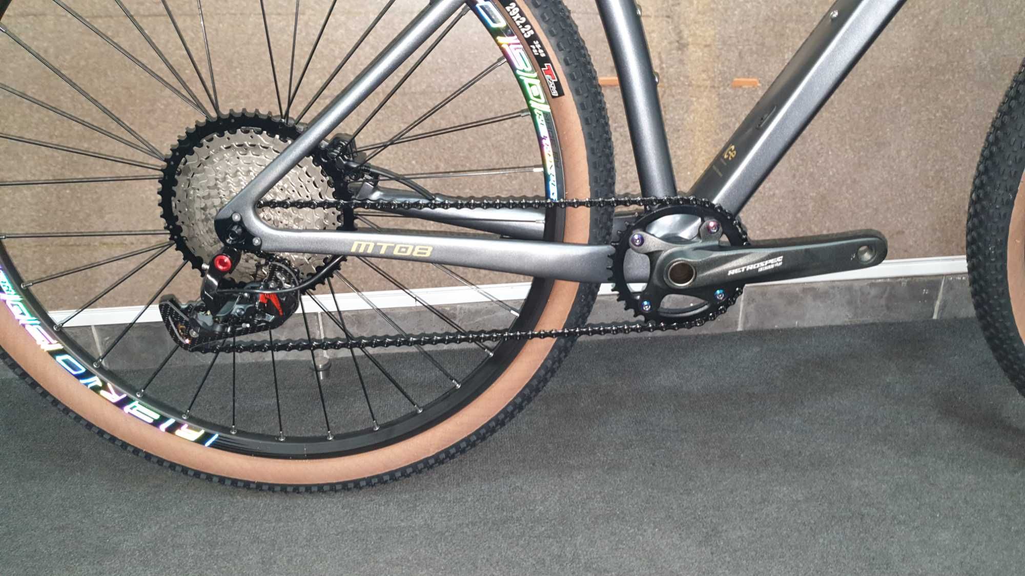 Bicicleta ICE MT 08 Carbono 29" 13 velocidades Cinza T:17 NOVA