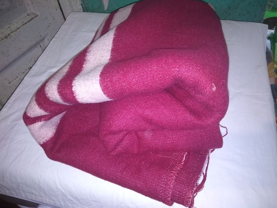 Очень теплое одеяло из шерсти