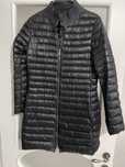 Тоненький пуховик Guess, S