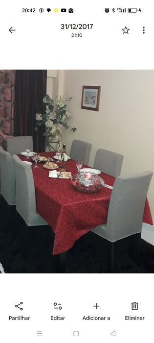 Mesa de Jantar com 6 Cadeiras com capas suplentes novas