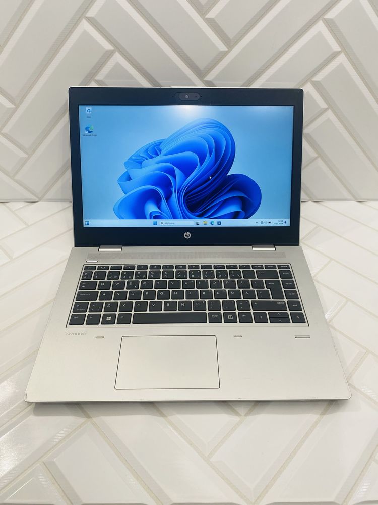 Laptop HP ProBook 645 G4 14" AMD Ryzen 3 8 GB / 256 GB