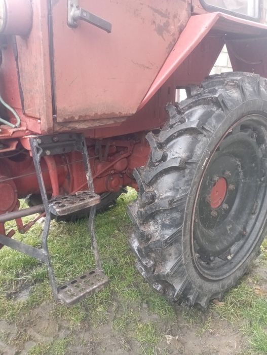 Продам трактор т25