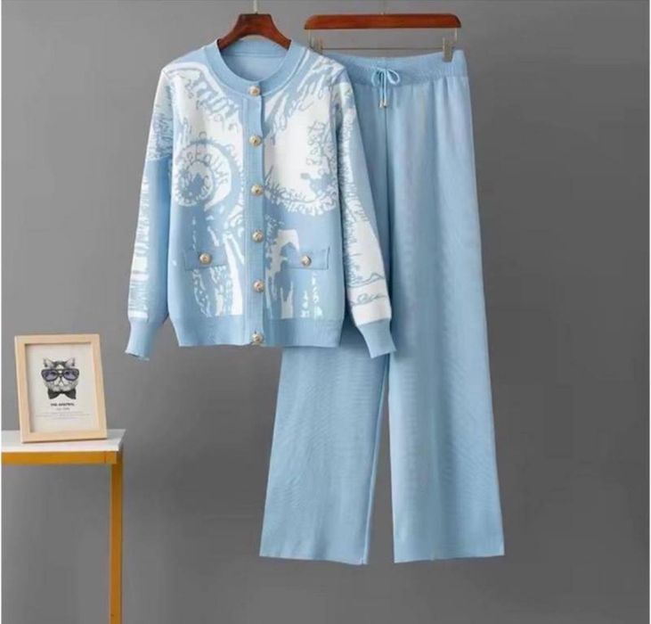 Спортивный костюм женский комбинезон двойка зимний