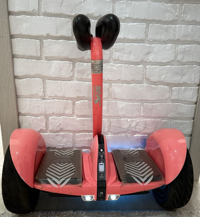 Сігвей MiniRobot 54.8v-241wh