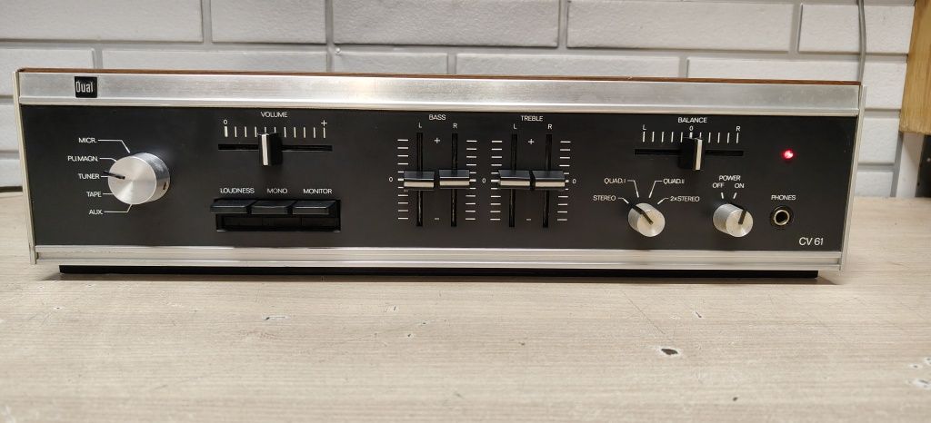 Wzmacniacz Quadro stereo DUAL  CV 61.