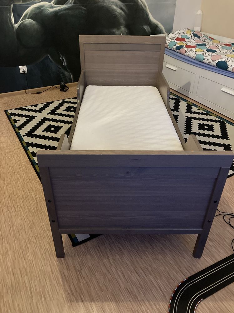 Łóżko IKEA Sundvik