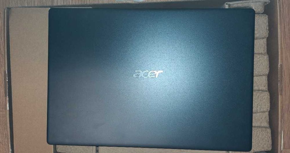 Laptop Acer Aspire 5 i5-10210, 16GB, 512+1TB, Win10 MX250 Czarny