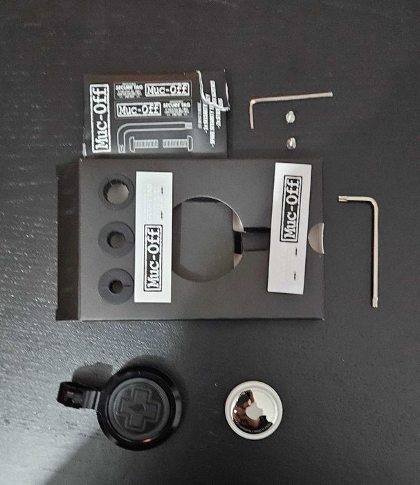 Air tag with Muc Off support64564383106177120