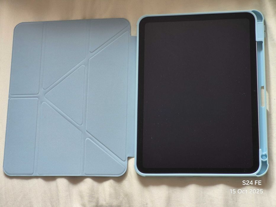 Ipad 11 and watch 10