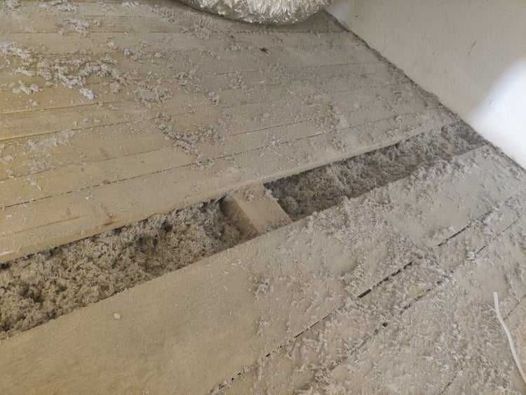 Wdmuchiwanie ocieplenie poddaszy wełna izolacje Termomodernizacja