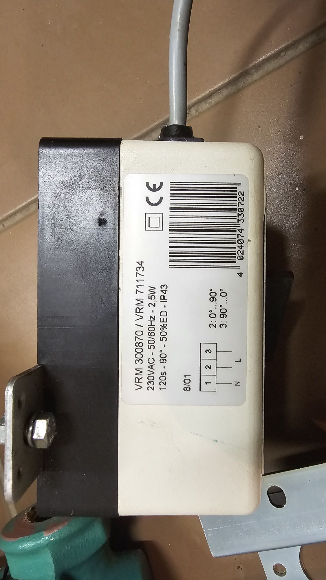 Vaillant zawór mieszający 3-drogowy 1 z siłownikiem