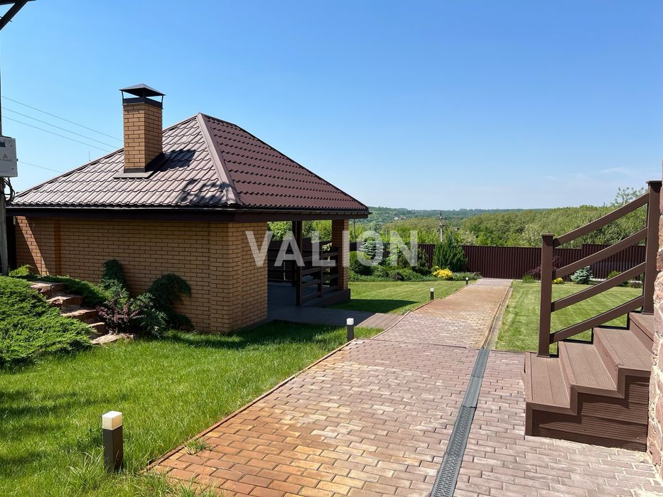 Будинок з сучасним ремонтом в с.Музичі, 25 км до метро Житомирська