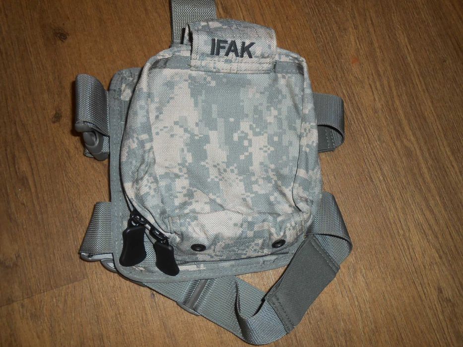 аптечний підсумок США IFAK + набедрена платформа MOLLE S.O.Tech