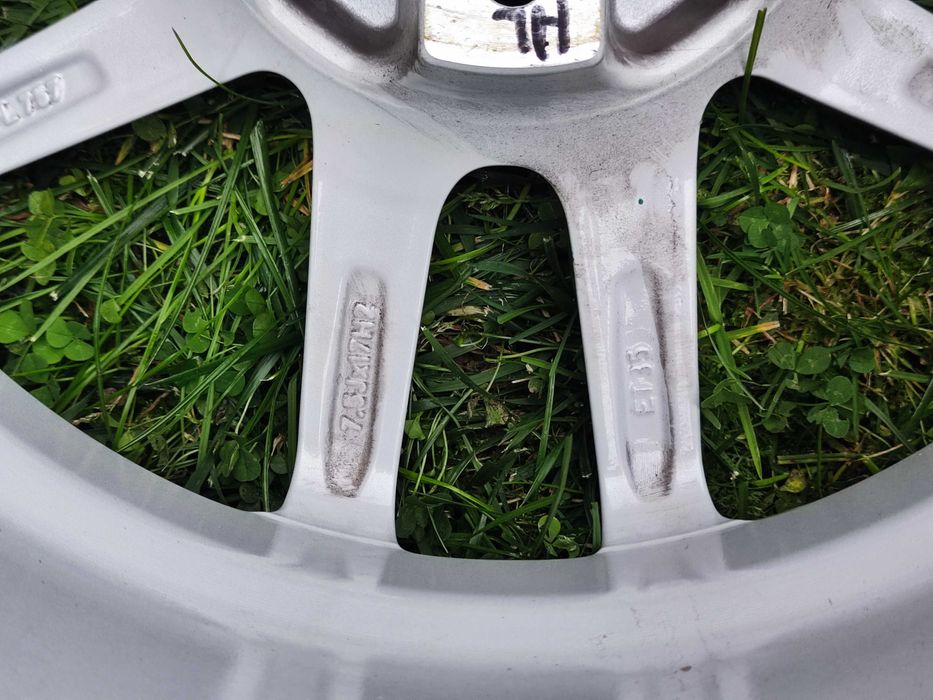 Felgi 17" 7.5" ET35 Platin P73 VW Audi Seat Skoda Mini