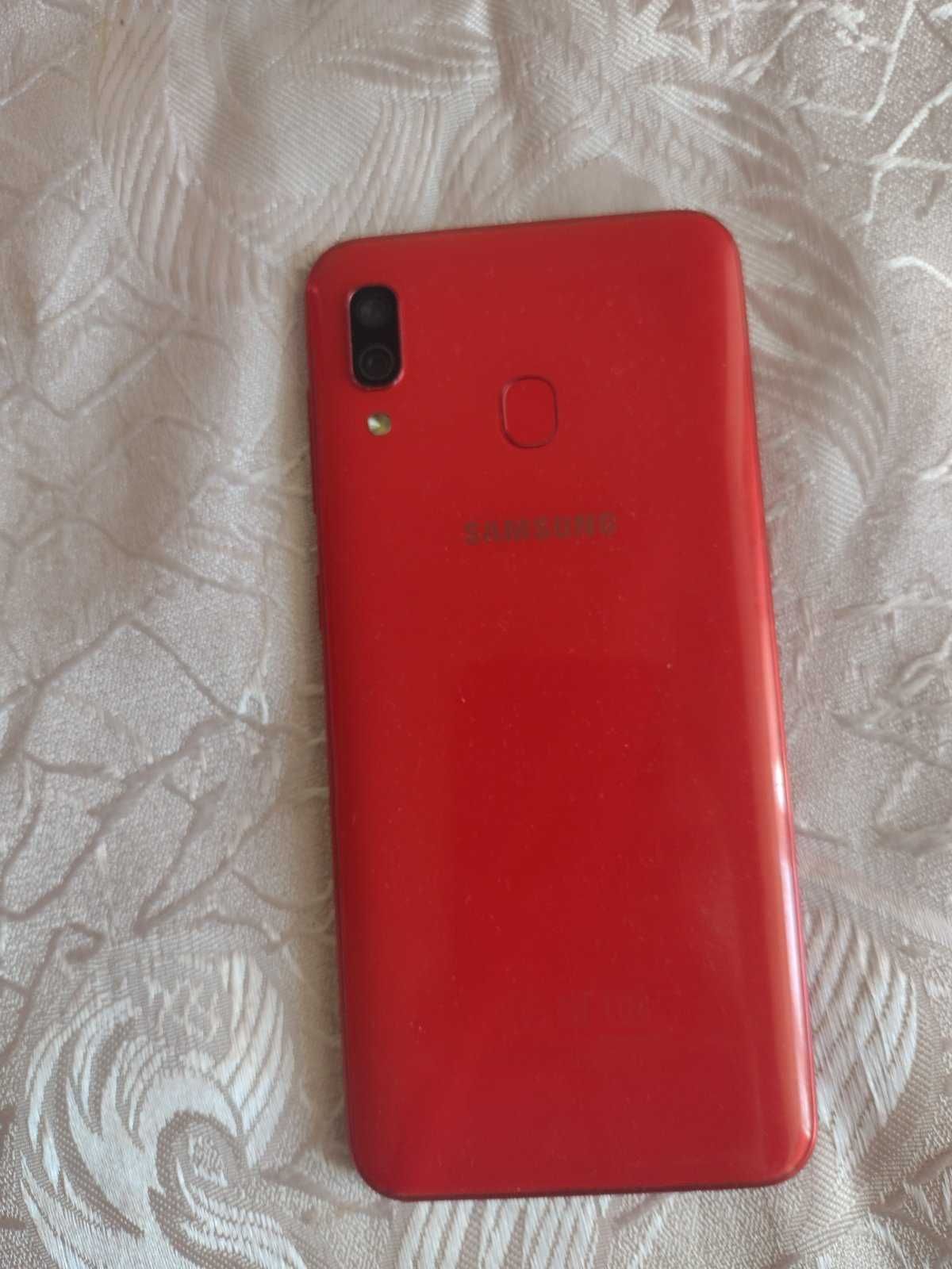 Мобильный телефон Samsung Galaxy A30 3/32GB Red