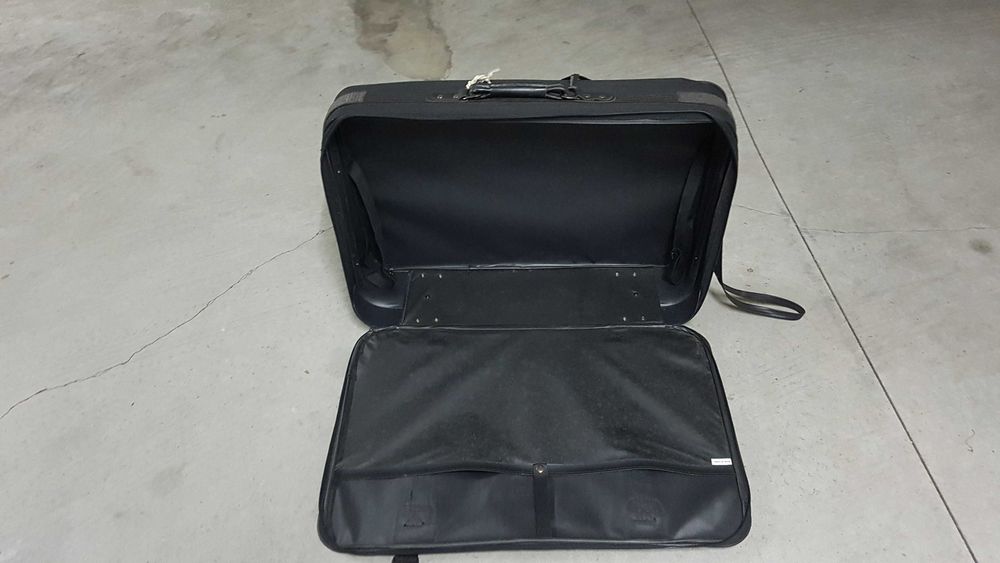 Mala de Viagem preta c/ rodas