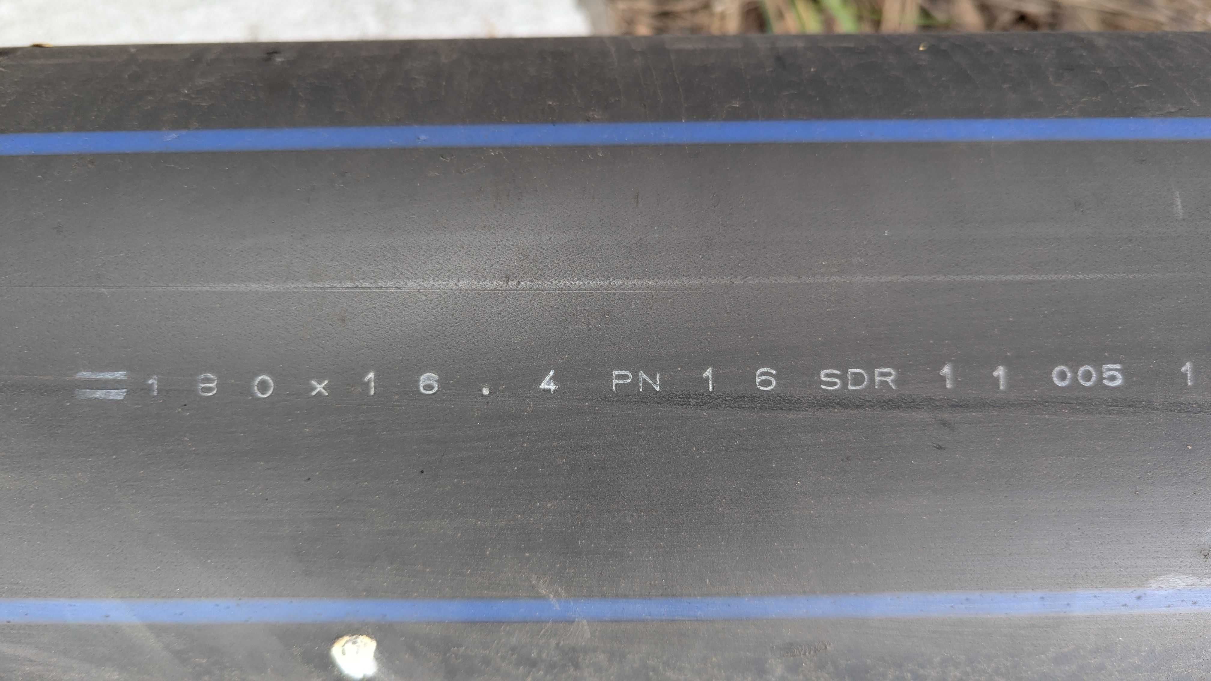 Rura wodociągowa 180x16,4 mm HDPE100 PN16 SDR11 czarna