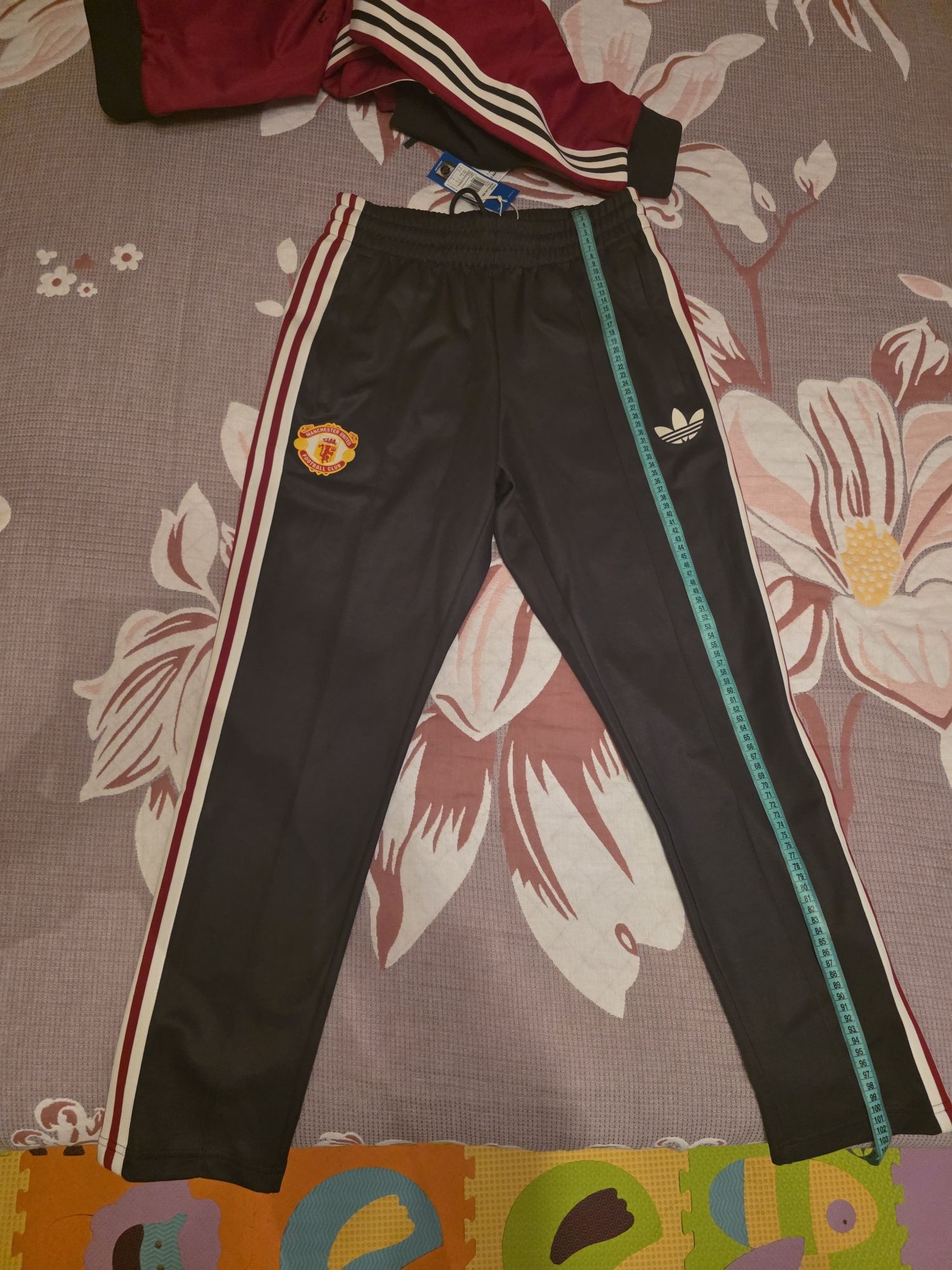 Adidas Manchester united спортивный костюм