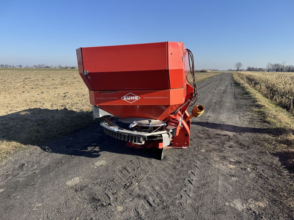 Kuhn axis 30.1 !! 2006 rok Rozsiewacz siekwa sulky amazone