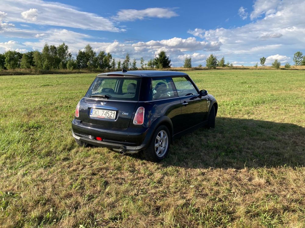 Mini One r50 zadbane bez wkładu finansowego mały przebieg