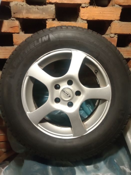 Opony Michelin 215,x65x16 + alufelgi